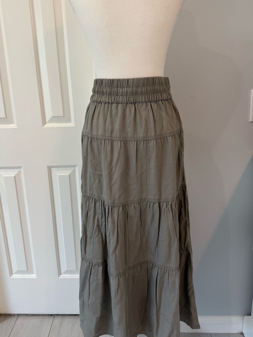 Quince Olive Tiered Maxi Skirt - Picture 3 of 10